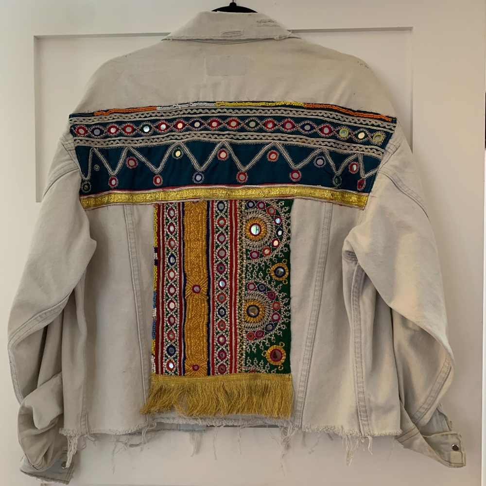 Levi's light denim embroidered jacket